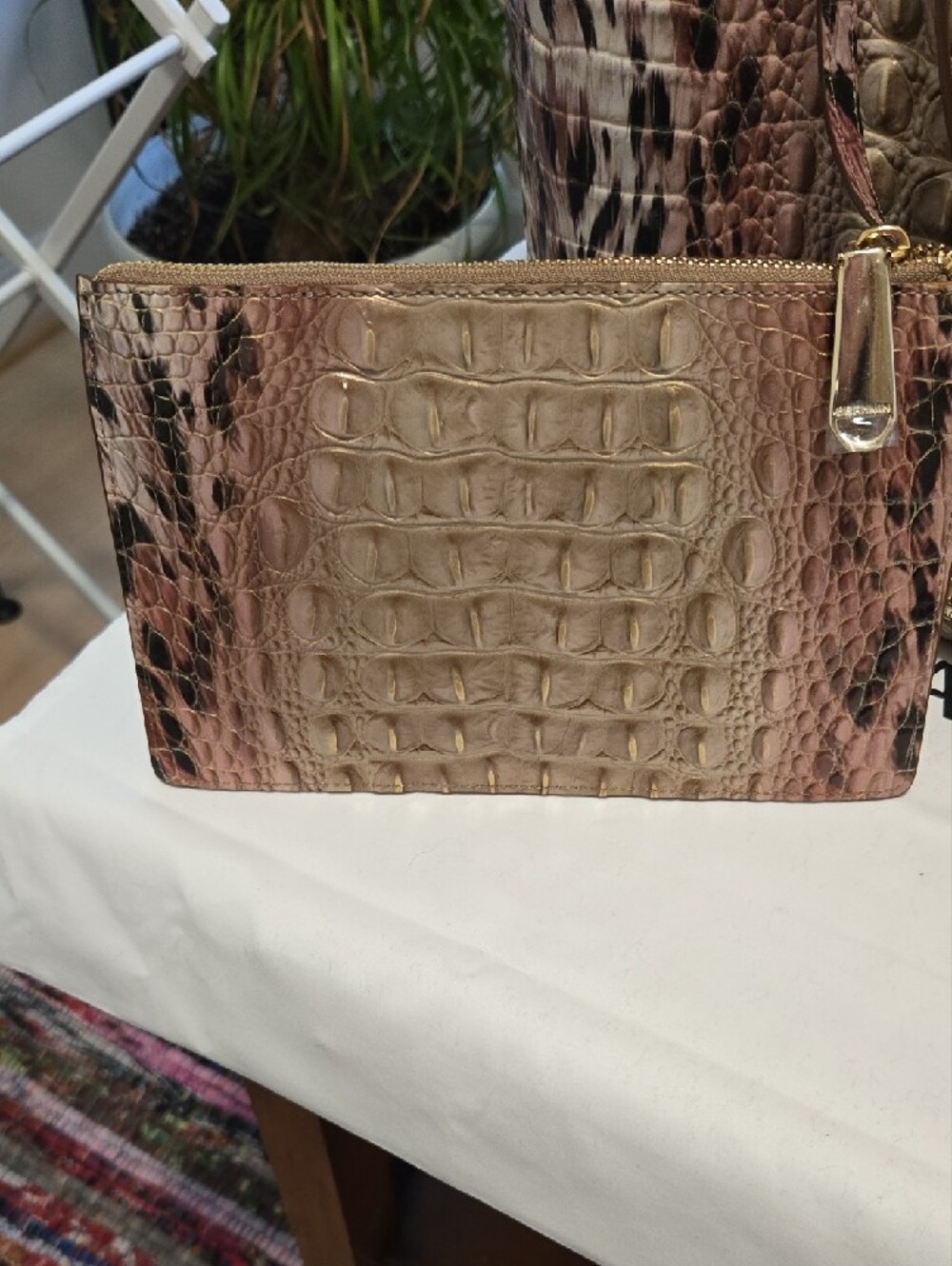 Brahmin Brooke Tote In PROWL Melboune Leather With Attachable Pouch EUC - Picture 9 of 16